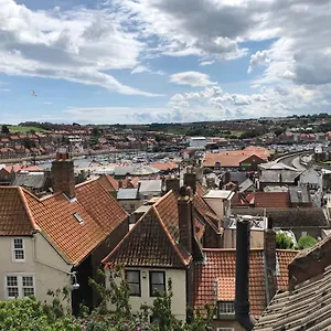 Bed & Breakfast The Little Angel, Whitby